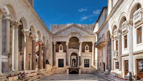 Excursions from Stobreč – Dalmatia at Your Fingertips